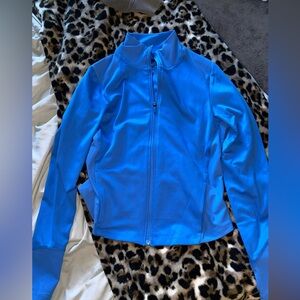 zip up sports jacket